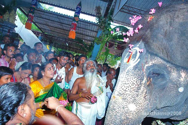 Sadha Sandhi Mahaa Yaagam - Sri Mahaa Panchamukha Prathyangira Devi